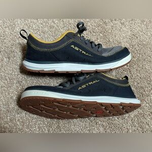 Men’s size 11.5 ASTRAL Brewer 2.0